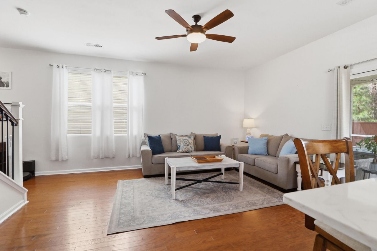 3104 Conservancy Lane Photo 7