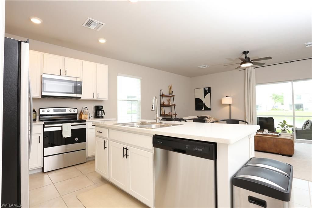 15026 Wildflower Cir , Naples, FL 34119 Photo