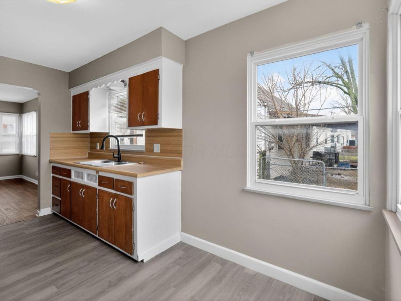 497 Belvidere Avenue , Columbus, OH 43223 Photo 10