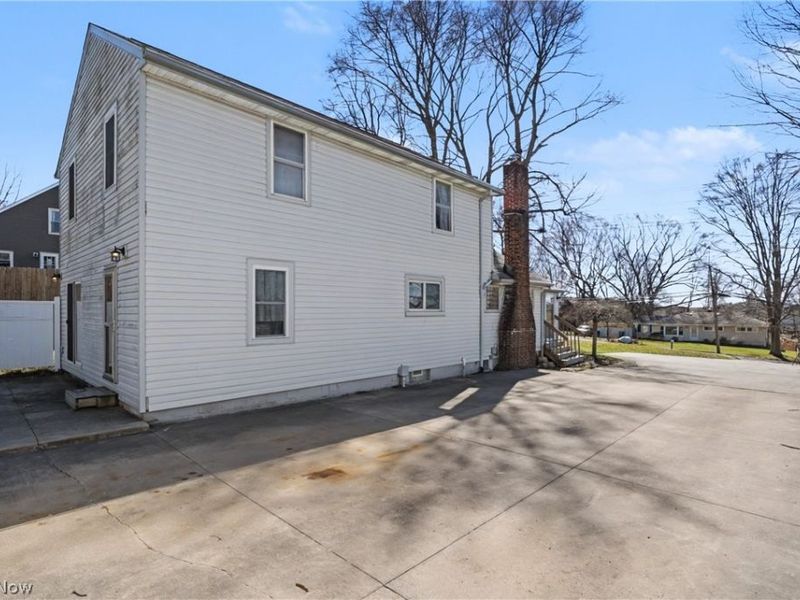 801 Chaffin Road , Akron, OH 44306 Photo 4