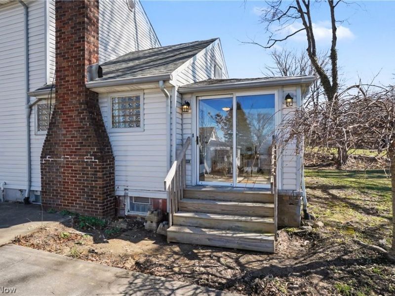 801 Chaffin Road , Akron, OH 44306 Photo 5