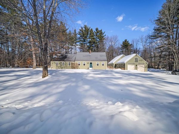 12 Loring Drive, Rochester, NH 03839