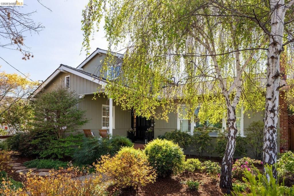 409 Pershing Dr, San Leandro, CA 94577 Main Photo