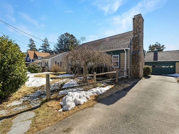 61 Oxford St., Fairhaven, MA 02719