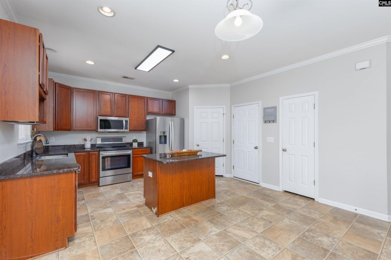 213 Wood Eden Court Photo 16