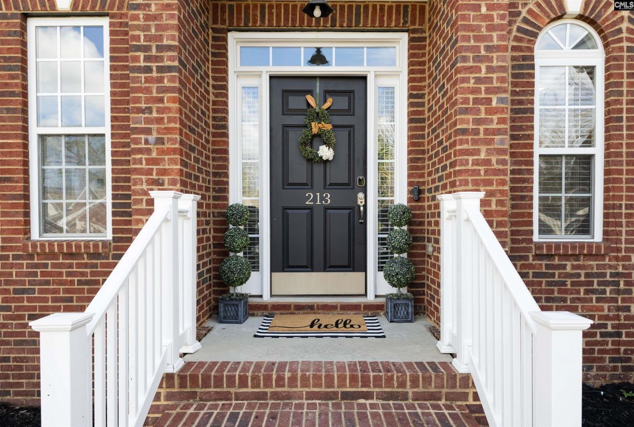 213 Wood Eden Court Photo 4