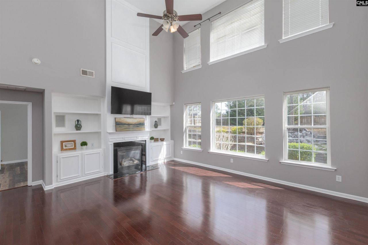 213 Wood Eden Court Photo 8