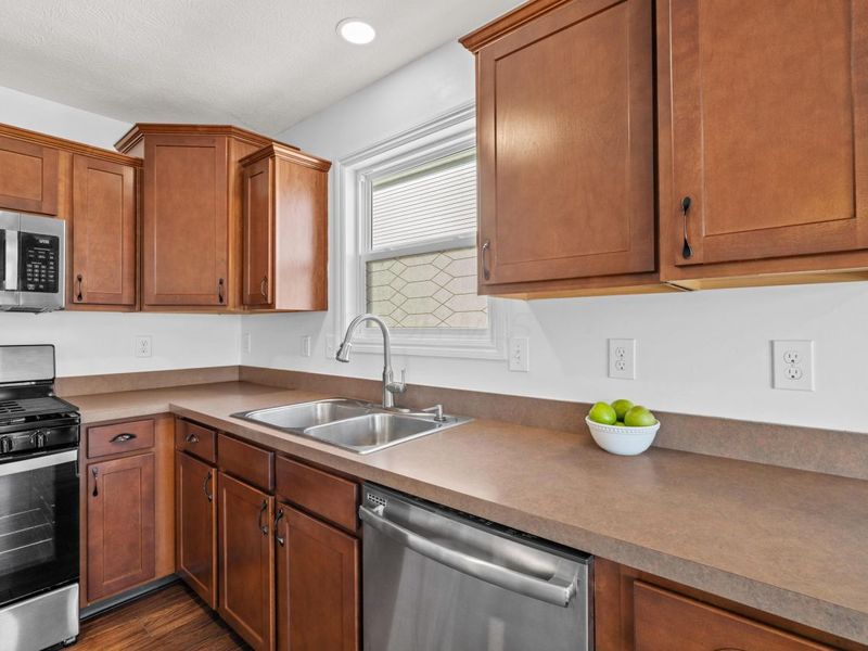 263 Glen Crossing Drive, Etna, OH 43062 Photo 12