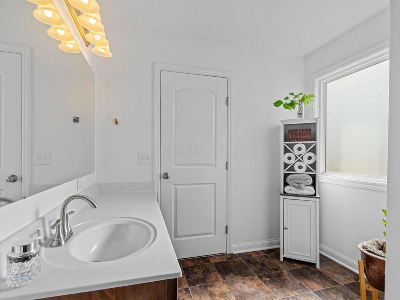 263 Glen Crossing Drive, Etna, OH 43062 Photo 24