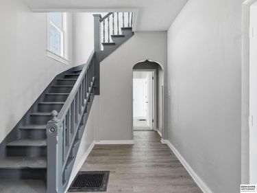 2207 N 16th Street , Omaha, NE 68110