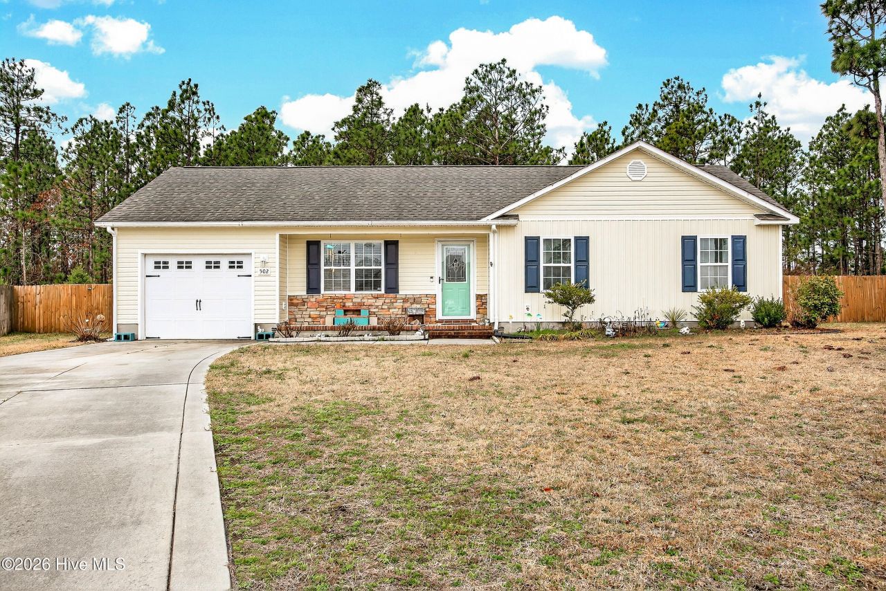 502 Waldorf Court, Hubert, NC 28539 Main Photo