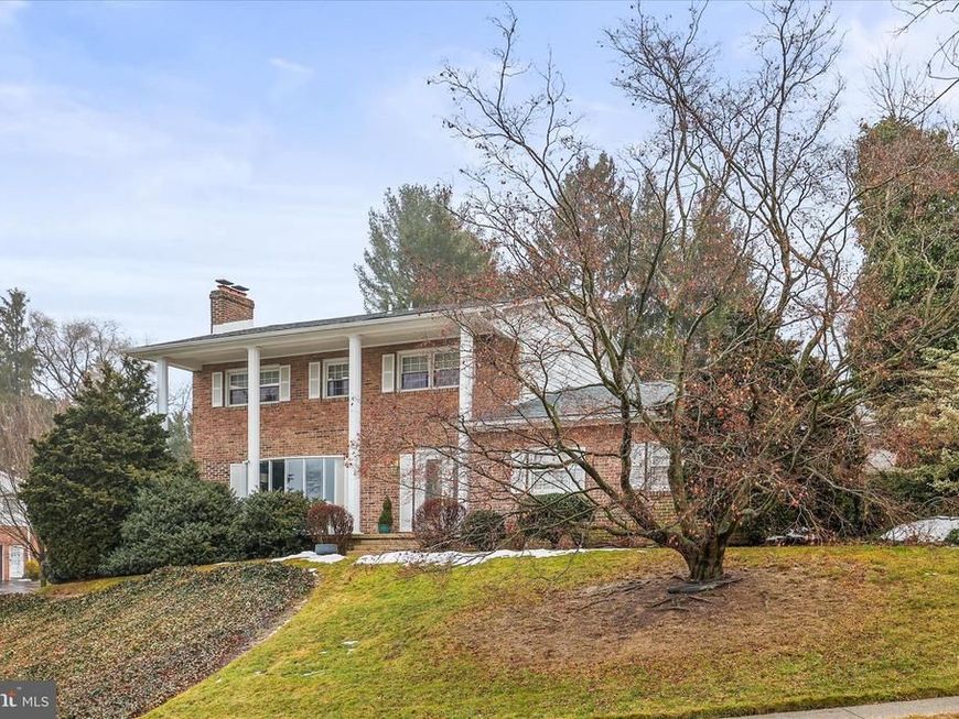 2940 Broxton Lane, York, PA 17402 Main Photo