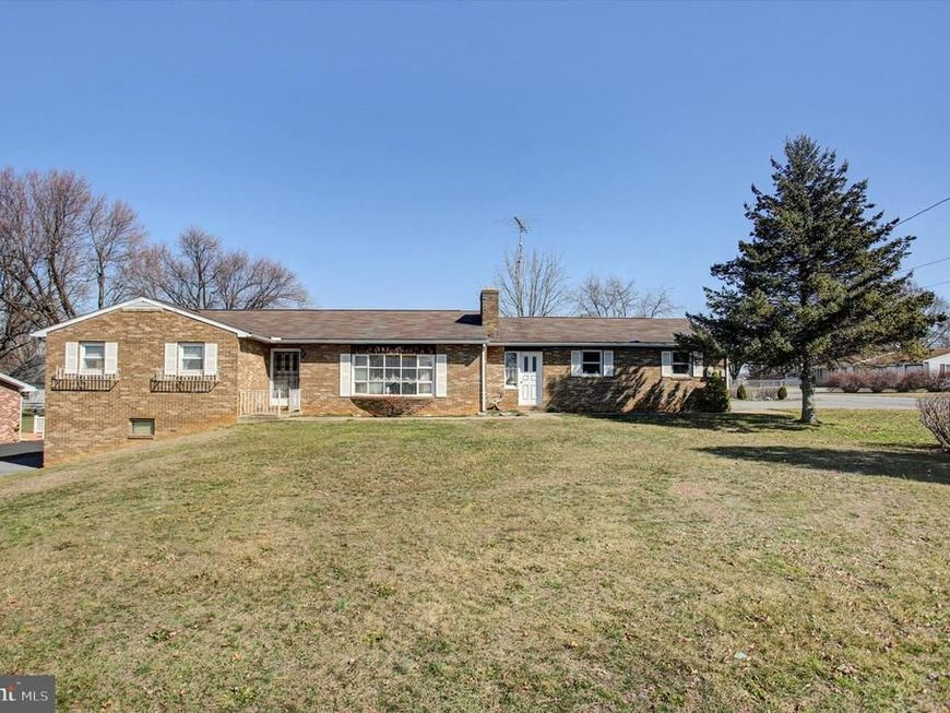 1343 Second Avenue, Chambersburg, PA 17202 Main Photo