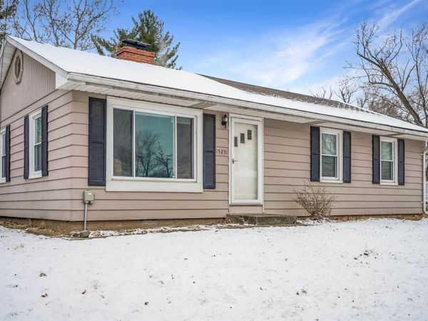 15231 N VON ACHEN Drive, Chillicothe, IL 61523