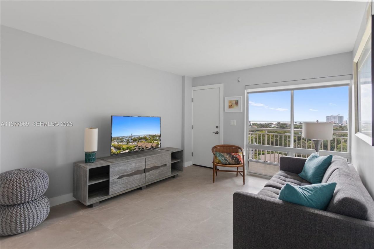 2611 N Riverside Dr, Unit 901, Pompano Beach, FL 33062 Photo