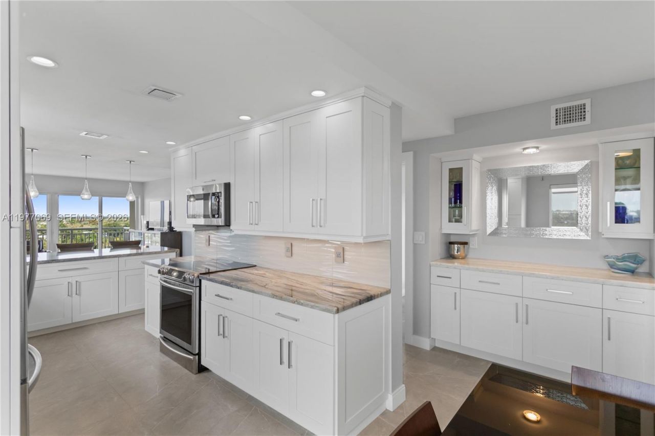 2611 N Riverside Dr, Unit 901, Pompano Beach, FL 33062 Photo