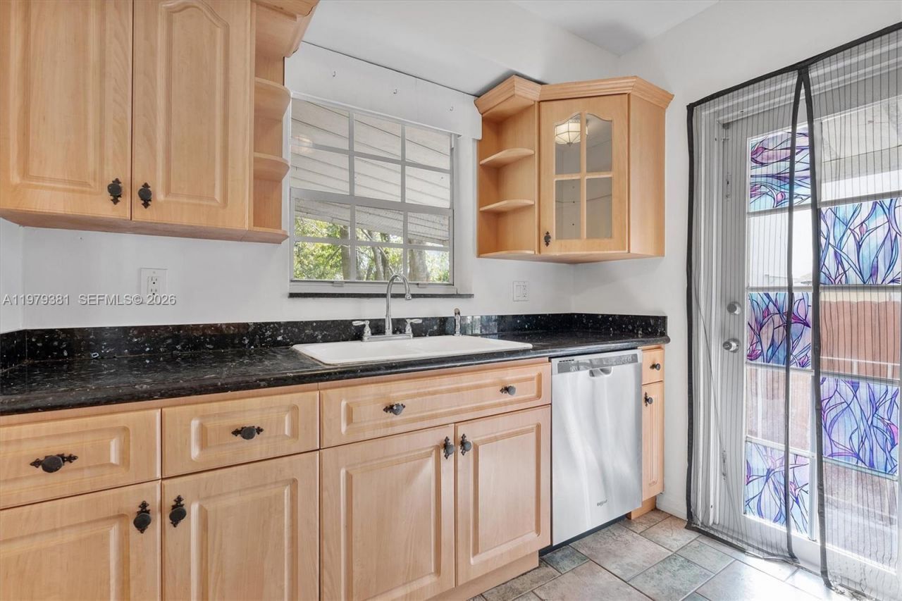 2508 SW 19th Ter, Miami, FL 33145 Photo