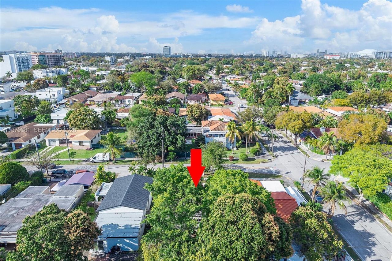 2508 SW 19th Ter, Miami, FL 33145 Photo