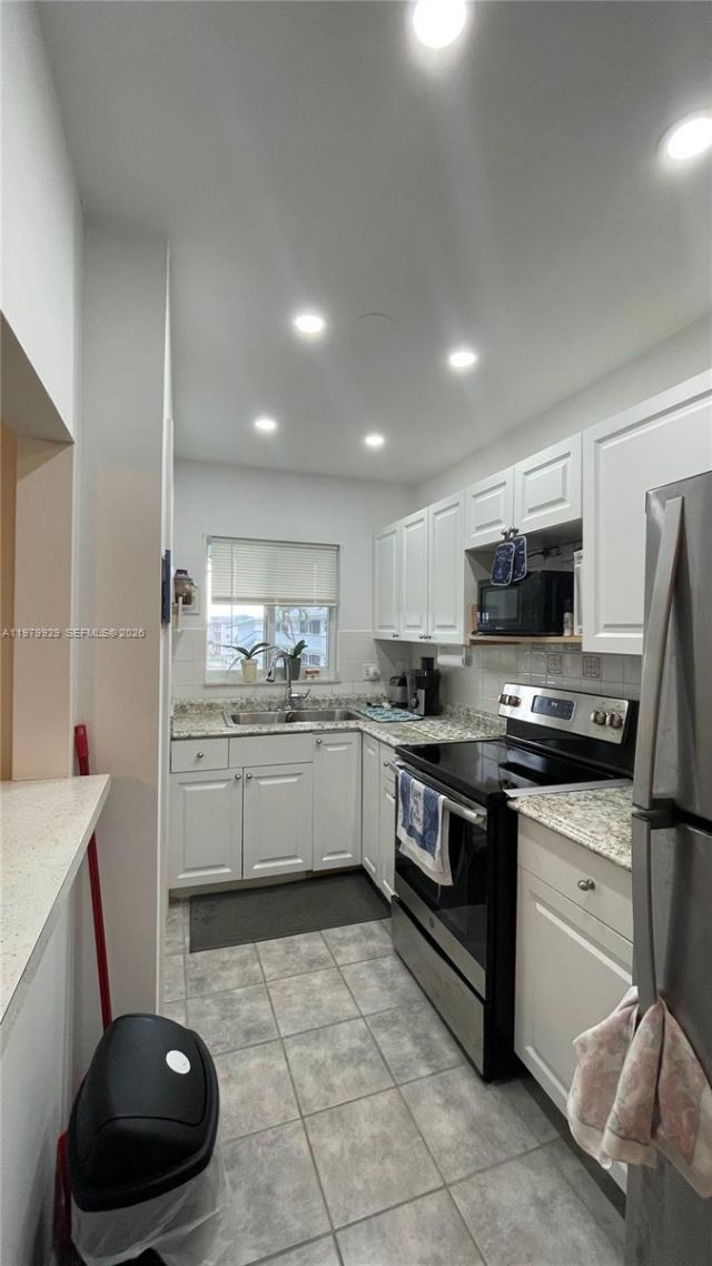 5300 Washington St, Unit J312, Hollywood, FL 33021 Photo