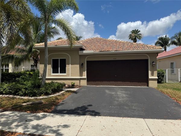 4321 Willow Ridge Dr , Weston, FL 33331