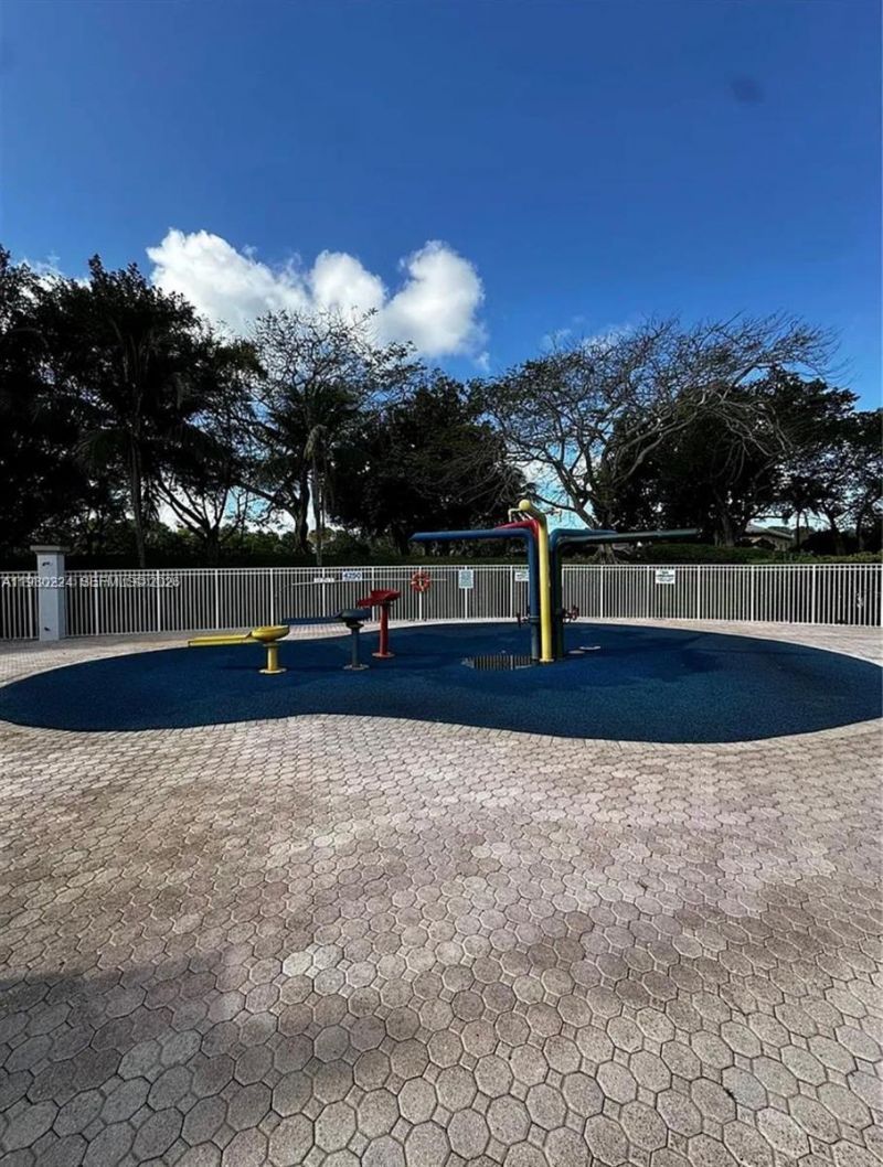 4321 Willow Ridge Dr , Weston, FL 33331 Photo