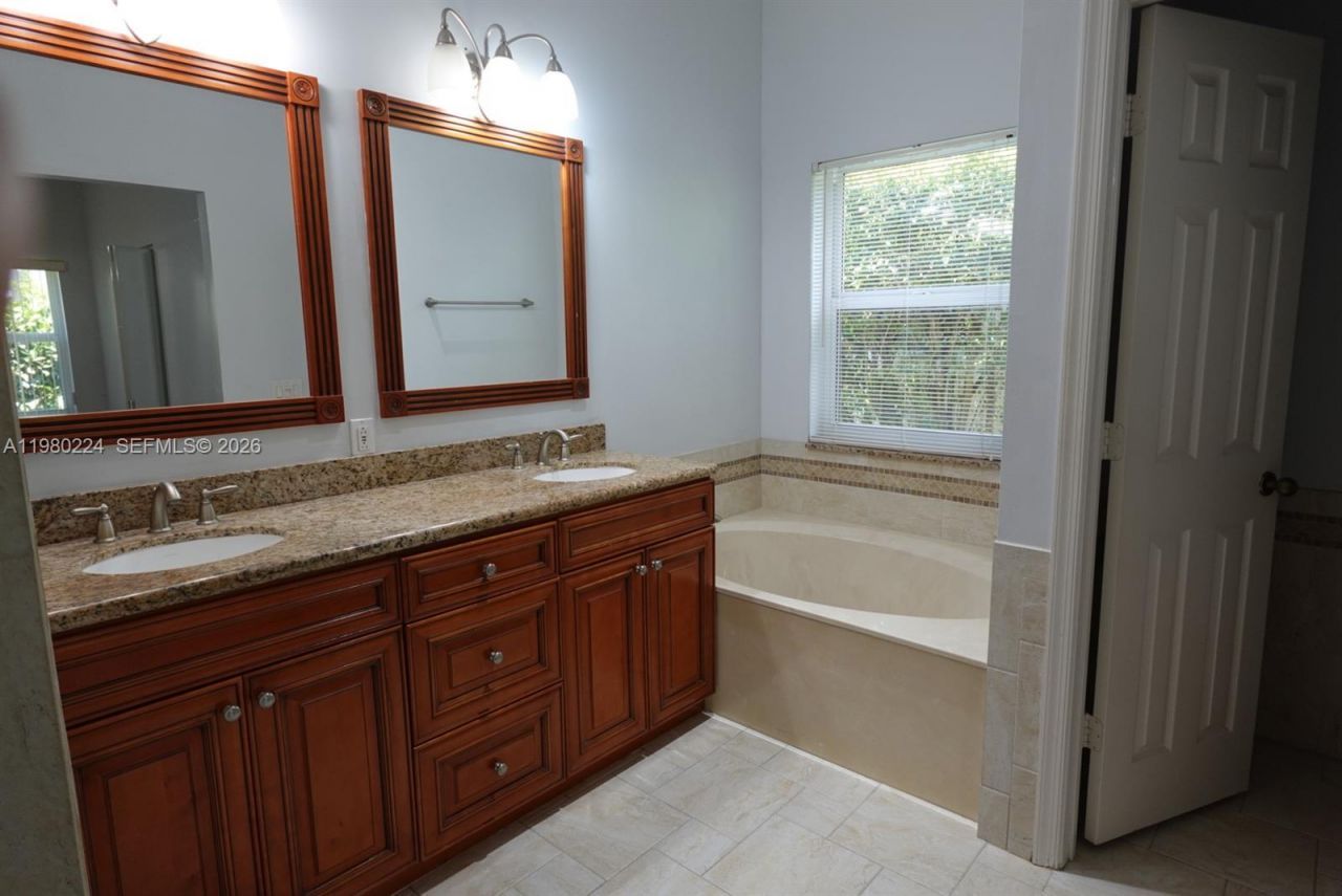 4321 Willow Ridge Dr, Weston, FL 33331 Photo