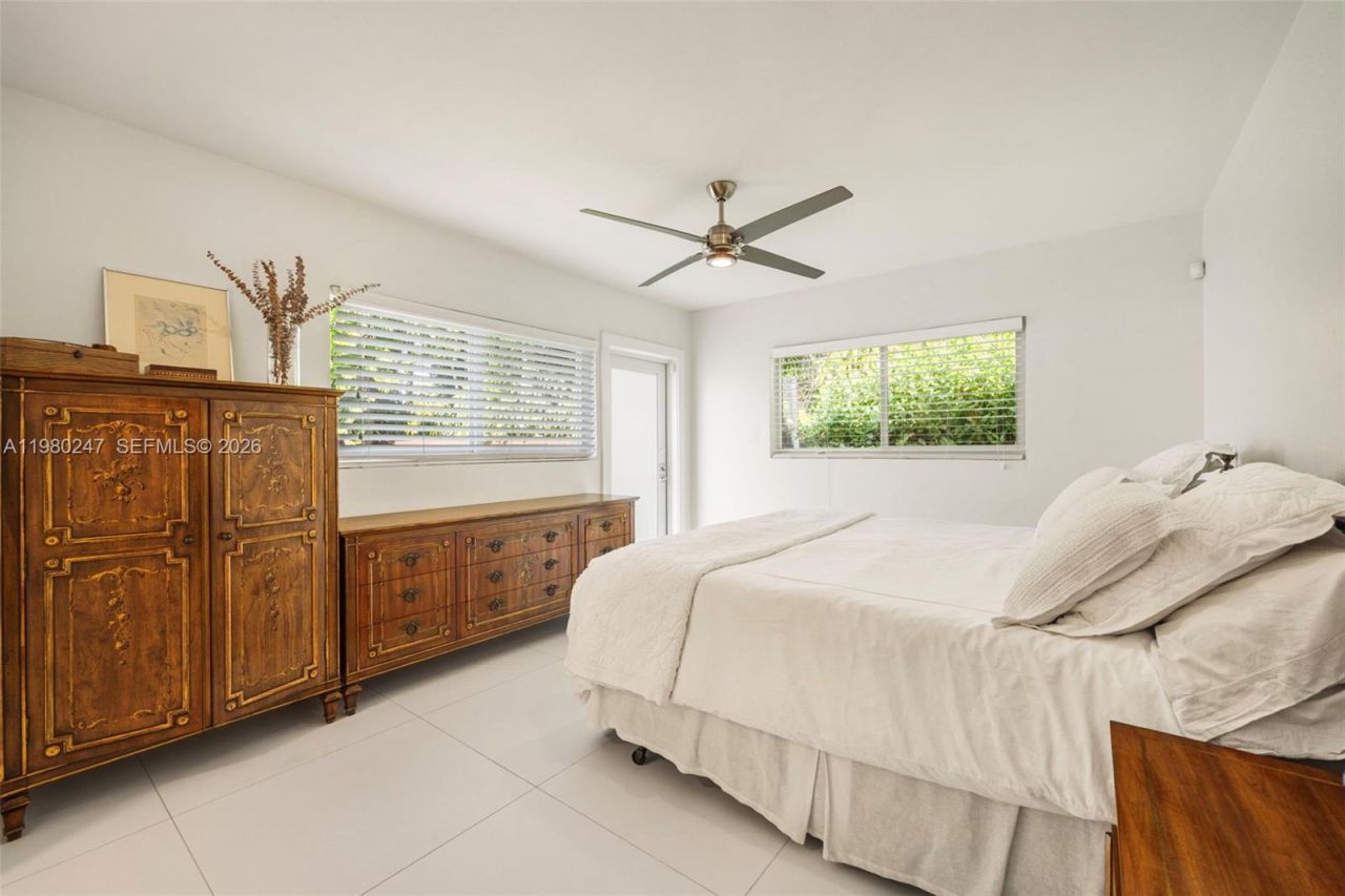 6609 SW 62nd Ter , South Miami, FL 33143 Photo