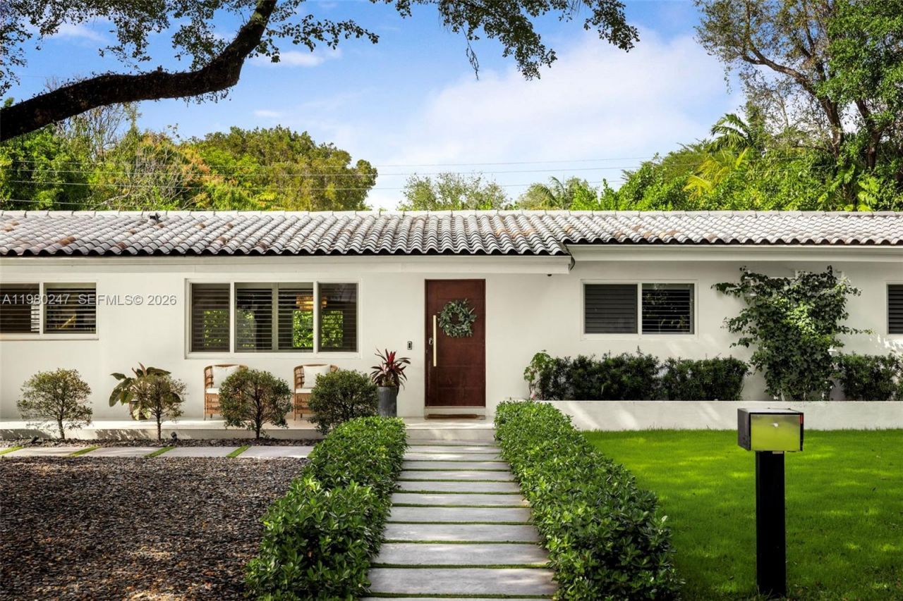 6609 SW 62nd Ter , South Miami, FL 33143 Photo