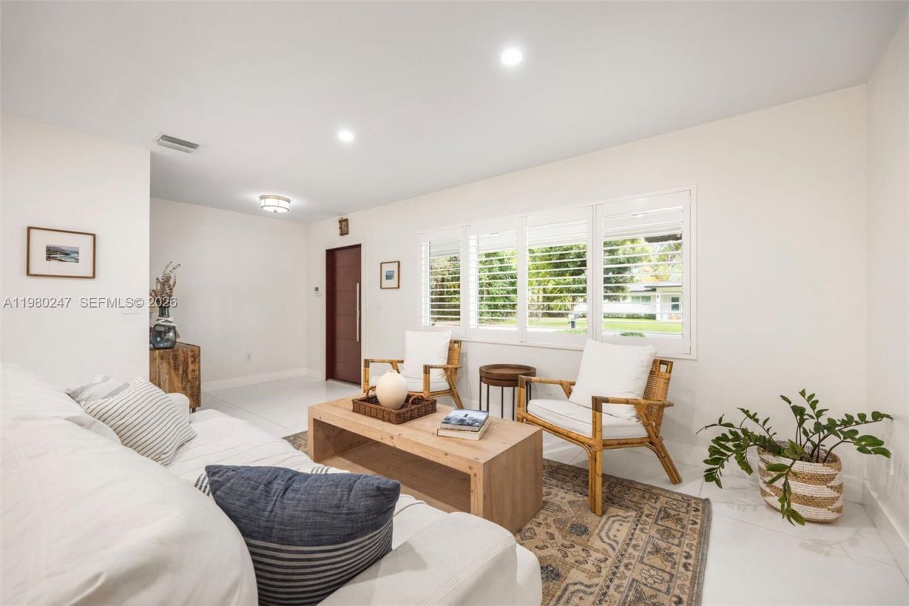 6609 SW 62nd Ter , South Miami, FL 33143 Photo