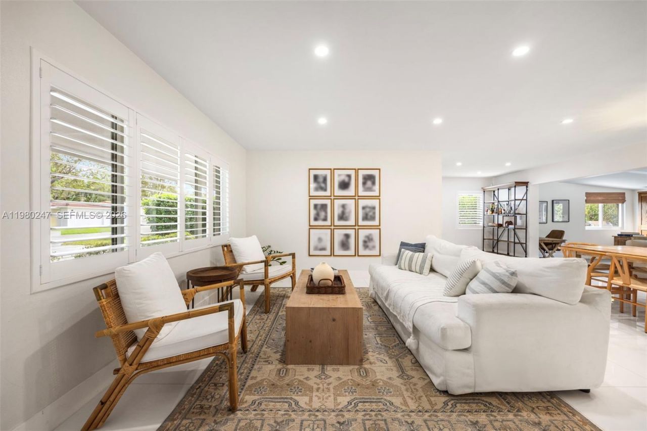 6609 SW 62nd Ter , South Miami, FL 33143 Photo