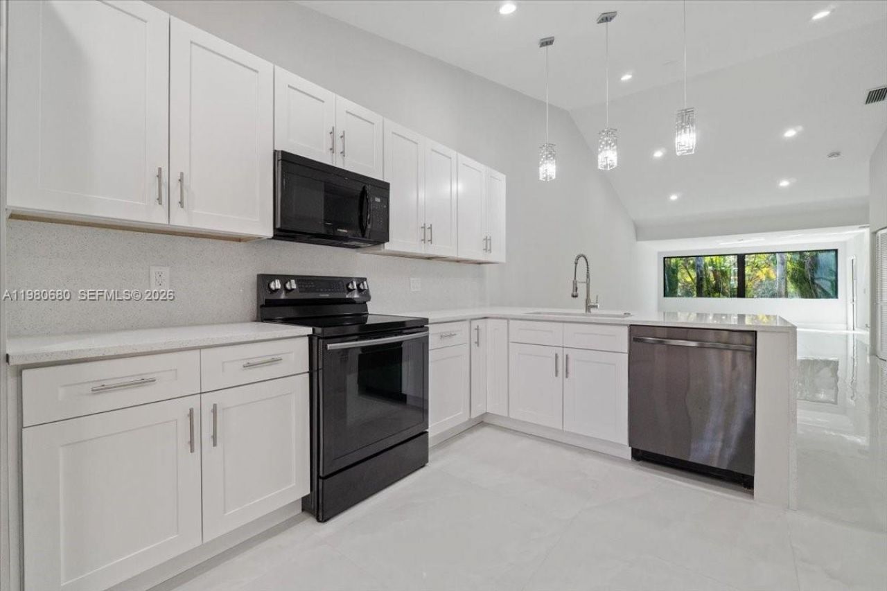 22665 Meridiana Dr, Boca Raton, FL 33433 Photo