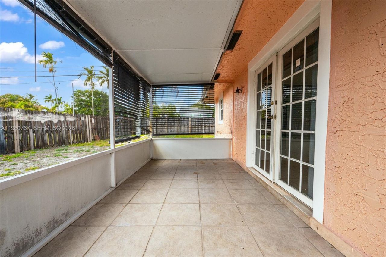 1700 SW 97th Ave , Miramar, FL 33025 Photo