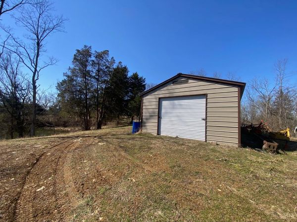 325 Old State Road, Manchester, OH 45144