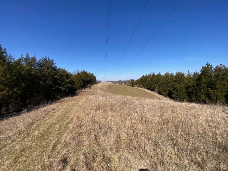 325 Old State Road, Manchester, OH 45144 Photo 2