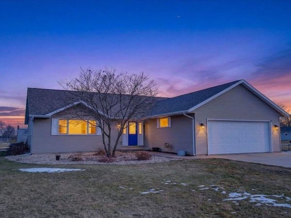 N4178 Country Club Drive, Brodhead, WI 53520