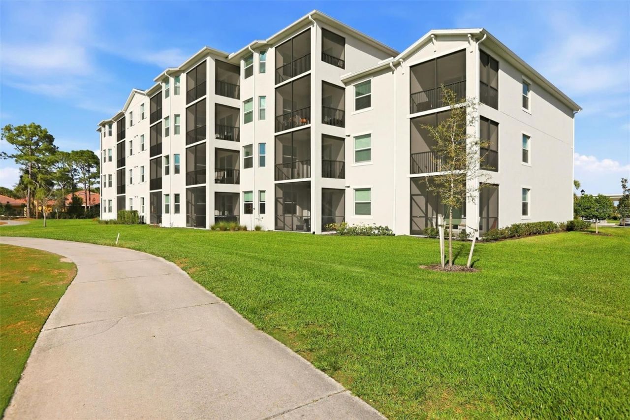 18461 Copperhead Court N, Unit 422, Lehigh Acres, FL 33936 Photo