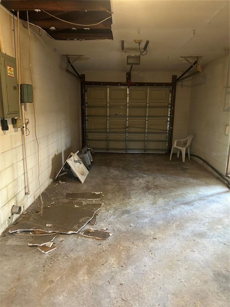 1758 Michigan Avenue Ne, Saint Petersburg, FL 33703 Photo