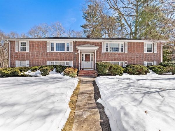 120 Mary Ln, Unit 3, Bridgewater, MA 02324