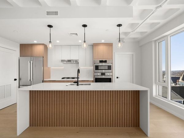 125 Lowell Street, Unit 603, Somerville, MA 02143