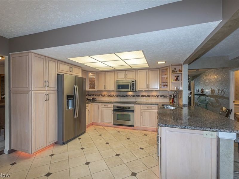 13576 Fairwinds Drive, Strongsville, OH 44136 Photo 10