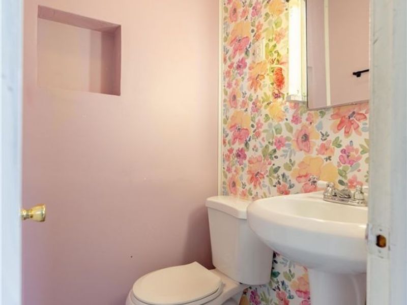 1889 Faircrest Street SE, Canton, OH 44707 Photo 22