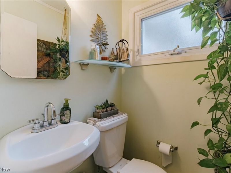 6746 Edgemoor Avenue , Solon, OH 44139 Photo 16