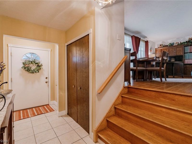 6746 Edgemoor Avenue , Solon, OH 44139 Photo 4