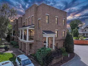 530 John Haywood Way, Unit 104, Raleigh, NC 27604