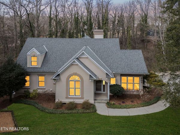 4225 Valencia Rd, Knoxville, TN 37919