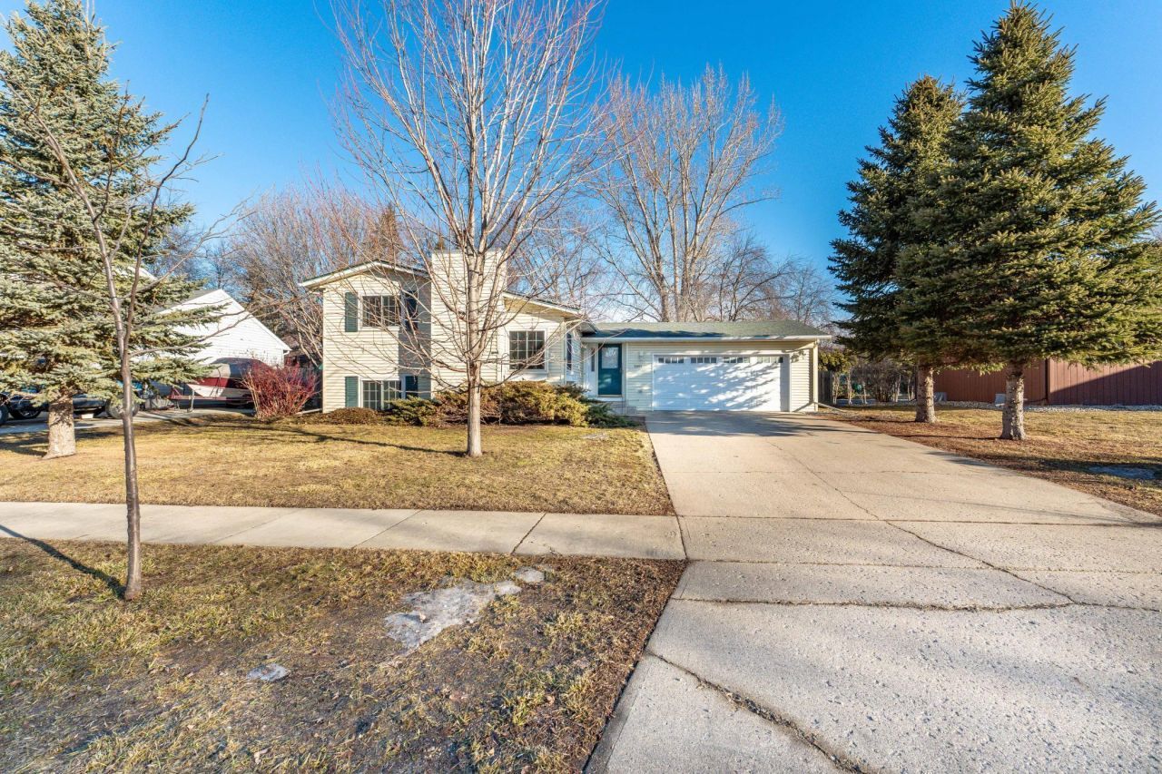 2001 26 1/2 Court S primary photo