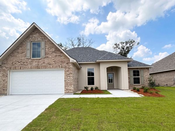 1526 Marshall Jones Sr Ave, Zachary, LA 70791