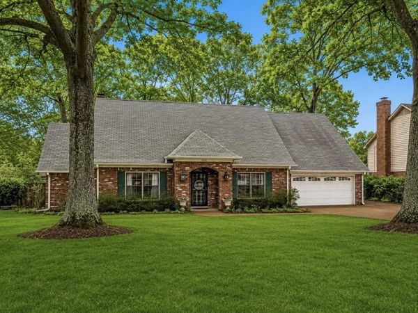 8193 KIMBROOK DR, Germantown, TN 38138