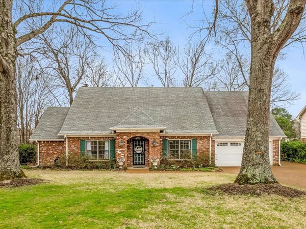 8193 KIMBROOK DR, Germantown, TN 38138