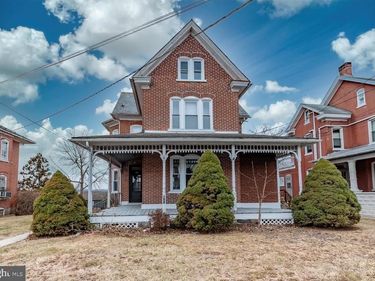 631 MAIN STREET, Unit APT #1, RED HILL, PA 18076